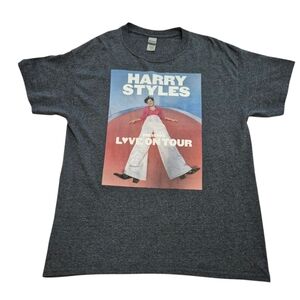 Harry Styles Presents "Love On Tour" T-Shirt